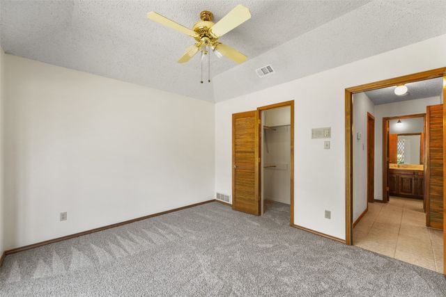 2323 Brookside Drive, Arlington, TX 76012