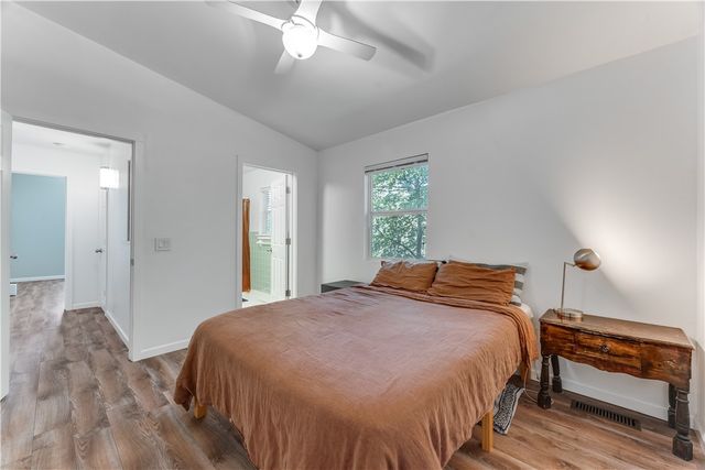 6 Bishampton Lane, Bella Vista, AR 72714