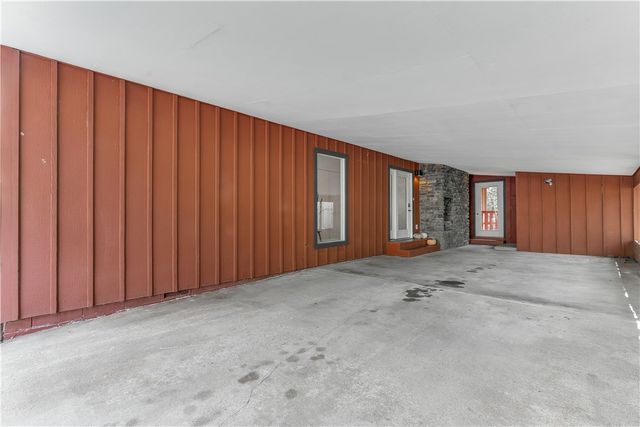 6 Bishampton Lane, Bella Vista, AR 72714