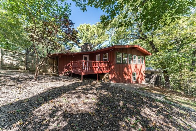 6 Bishampton Lane, Bella Vista, AR 72714