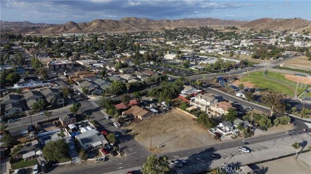 0 lindsey South, Lake Elsinore, CA 92530