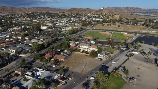 0 lindsey South, Lake Elsinore, CA 92530