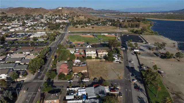 0 lindsey South, Lake Elsinore, CA 92530