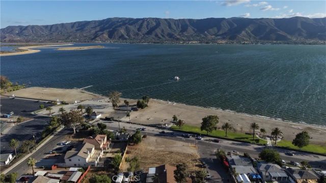 0 lindsey South, Lake Elsinore, CA 92530