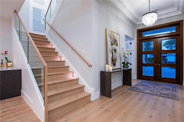 6830 Mangrove AVE, Naples, FL 34109