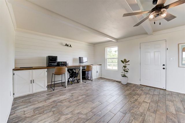 9966 NE Highway 33, Guthrie, OK 73044
