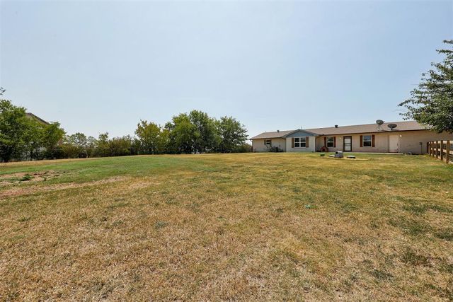 9966 NE Highway 33, Guthrie, OK 73044