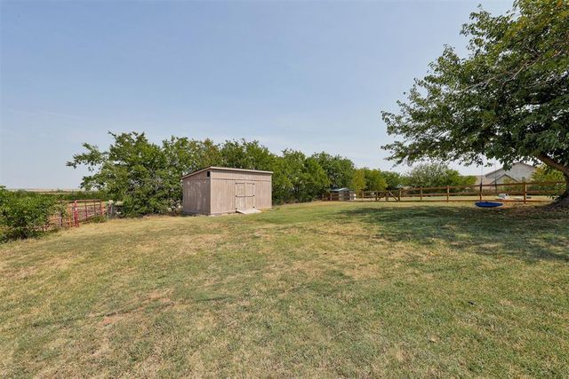 9966 NE Highway 33, Guthrie, OK 73044