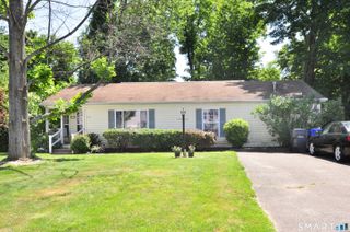 13 Laurel Circle, East Windsor, CT 06088