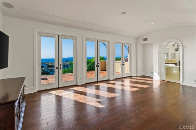 8 Whalers Bluff, Newport Coast, CA 92657