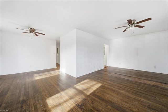 4904 Holly RD, Portsmouth, VA 23703