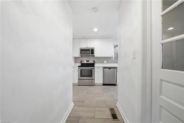 4904 Holly RD, Portsmouth, VA 23703