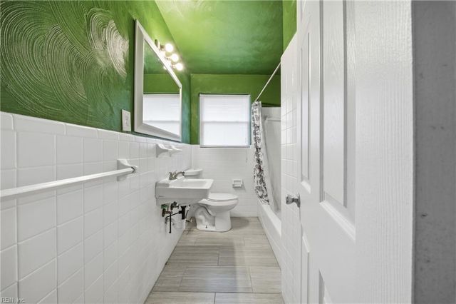 4904 Holly RD, Portsmouth, VA 23703