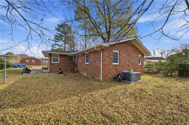 4904 Holly RD, Portsmouth, VA 23703