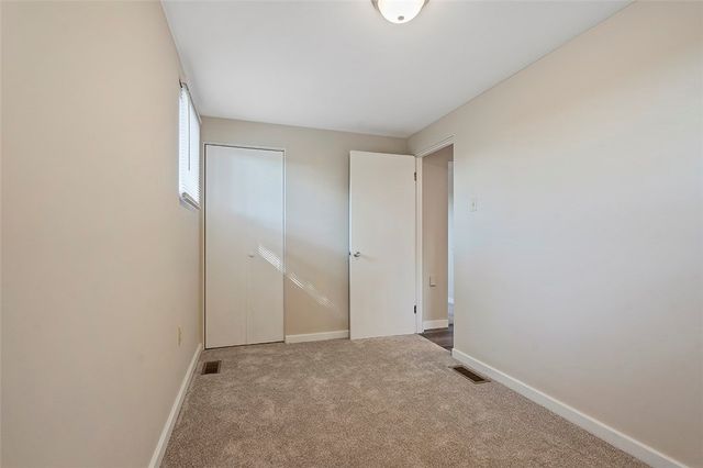 8966 Knoll Street, Mccandless, PA 15101