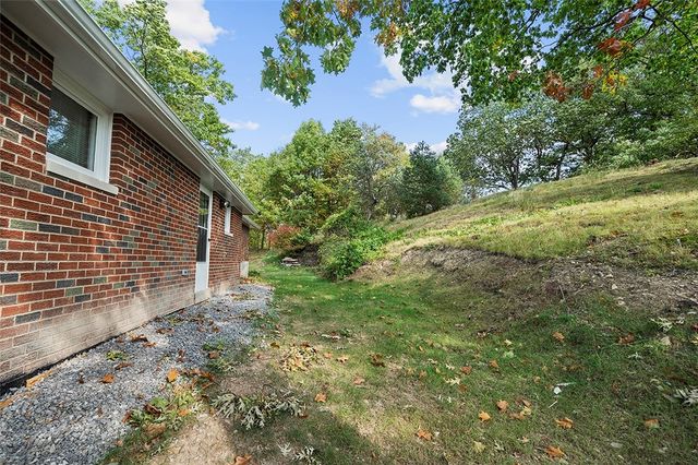 8966 Knoll Street, Mccandless, PA 15101