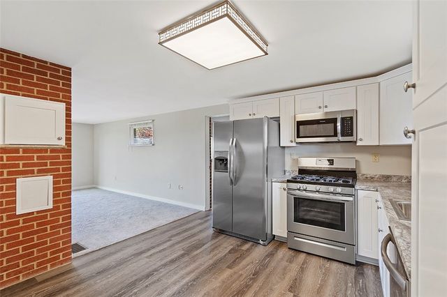 8966 Knoll Street, Mccandless, PA 15101