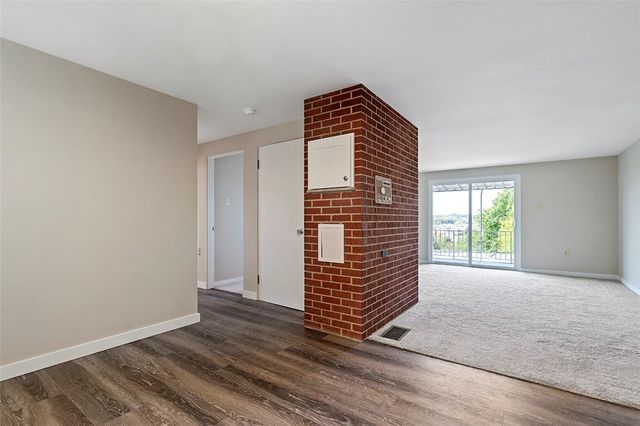 8966 Knoll Street, Mccandless, PA 15101