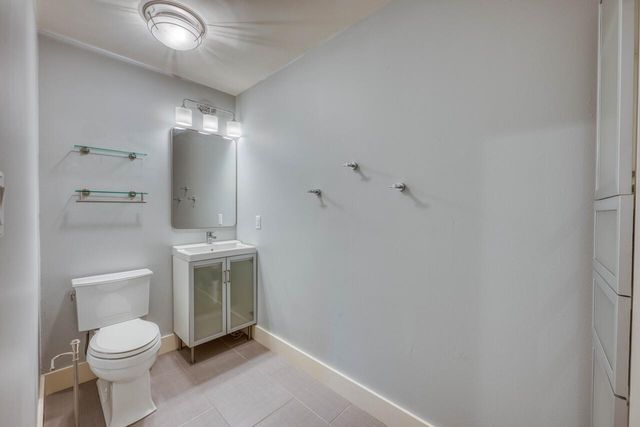 1704 Bluebonnet LN, Kingsland, TX 78639