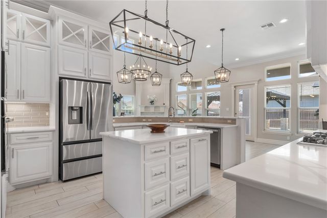 8137 Berenstain Dr, Corpus Christi, TX 78414