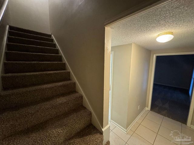 1017 Great Oaks Dr, Gulf Breeze, FL 32563