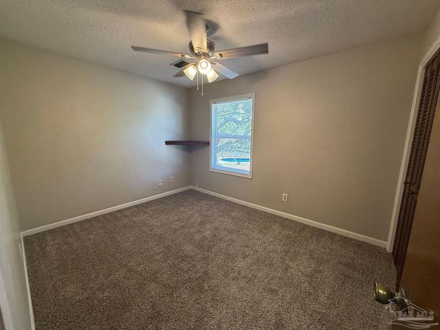 1017 Great Oaks Dr, Gulf Breeze, FL 32563