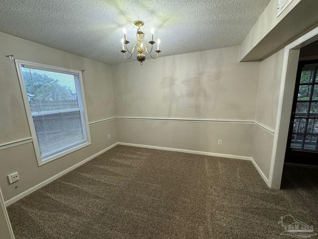 1017 Great Oaks Dr, Gulf Breeze, FL 32563