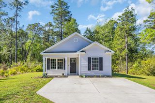 3096 Hugo Rd., Conway, SC 29527