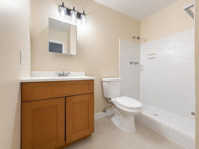 4151 NW 30TH Terrace 3, Lauderdale Lakes, FL 33309
