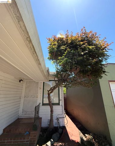 3212 Esmond Ave, Richmond, CA 94804