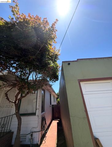 3212 Esmond Ave, Richmond, CA 94804