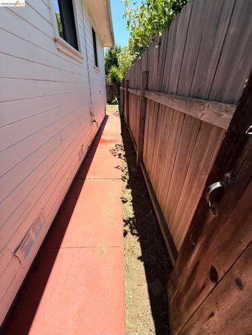 3212 Esmond Ave, Richmond, CA 94804