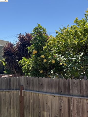 3212 Esmond Ave, Richmond, CA 94804