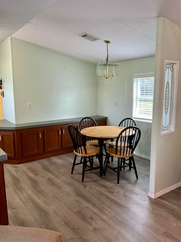 1905 SE 8th Avenue, Okeechobee, FL 34974