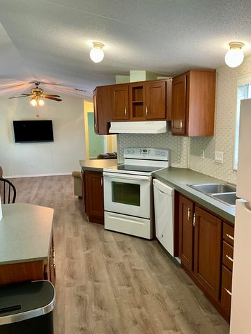 1905 SE 8th Avenue, Okeechobee, FL 34974