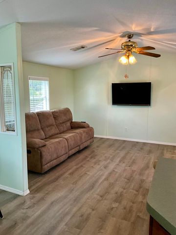 1905 SE 8th Avenue, Okeechobee, FL 34974