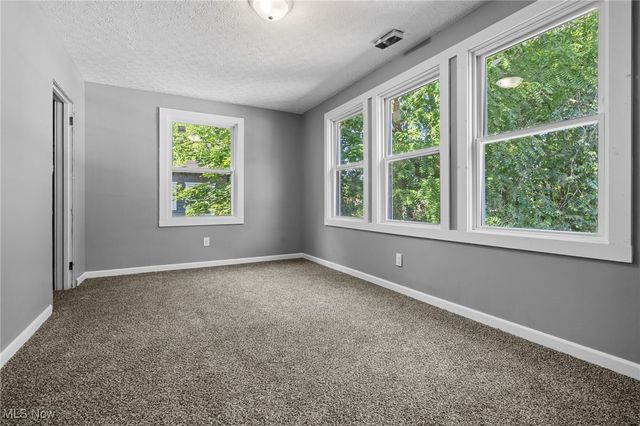 1625 Market Avenue N, Canton, OH 44714