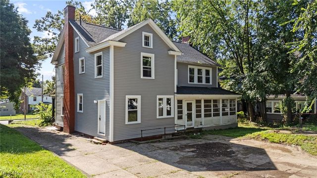 1625 Market Avenue N, Canton, OH 44714