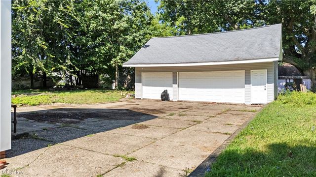 1625 Market Avenue N, Canton, OH 44714