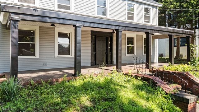 1625 Market Avenue N, Canton, OH 44714