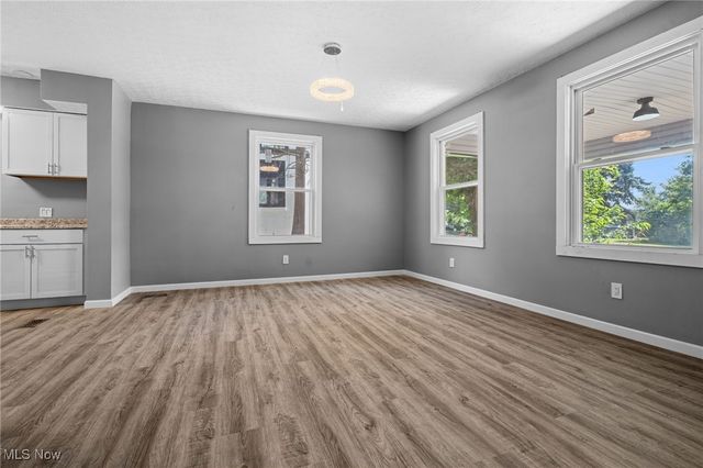 1625 Market Avenue N, Canton, OH 44714