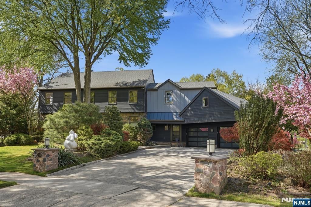 38 Trautwein Crescent, Closter, NJ 07624