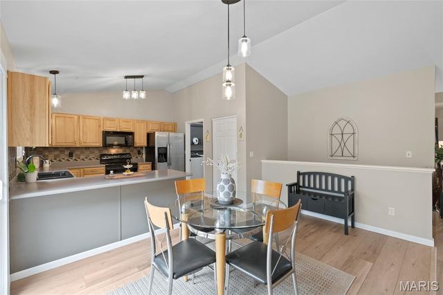 3820 Bedford Pointe Drive, Wentzville, MO 63385