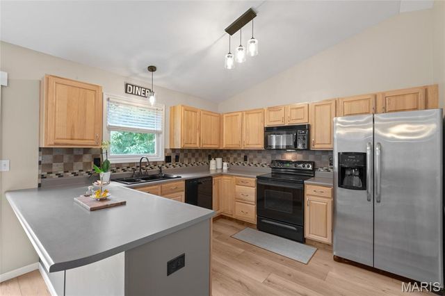3820 Bedford Pointe Drive, Wentzville, MO 63385