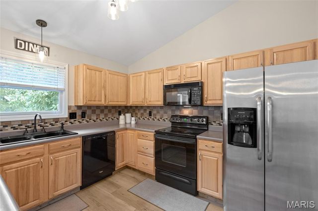 3820 Bedford Pointe Drive, Wentzville, MO 63385