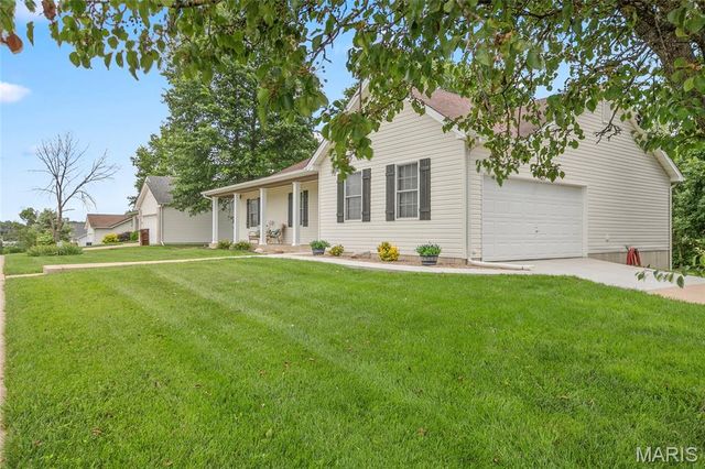 3820 Bedford Pointe Drive, Wentzville, MO 63385