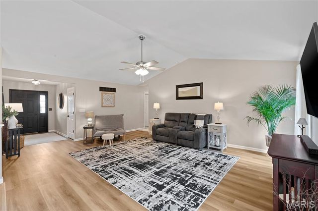 3820 Bedford Pointe Drive, Wentzville, MO 63385