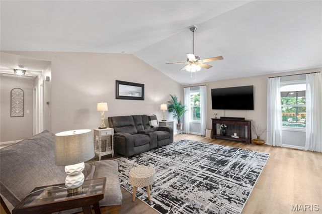 3820 Bedford Pointe Drive, Wentzville, MO 63385