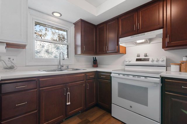 651 KARL STREET, Green Bay, WI 54301