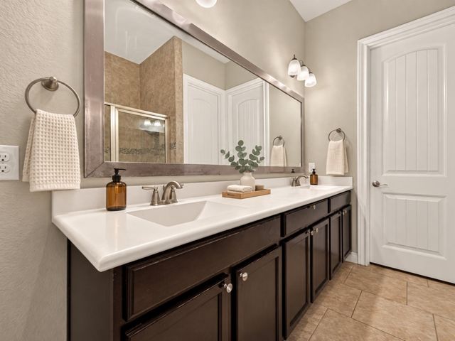 5247 Pickford Grove, Sugar Land, TX 77479
